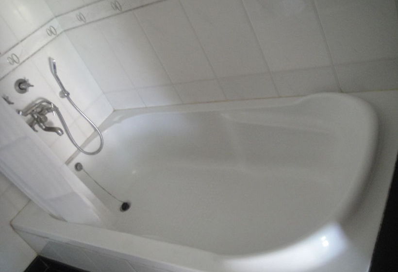 Hotel Aapno Ghar Resort 10