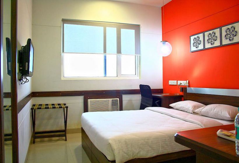 Hotel Ginger Manesar 8