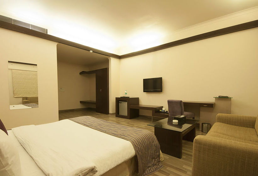 Hotel Jukaso It Suites 19