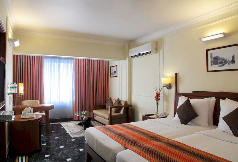 Hotel Hiltop Mumbai 19