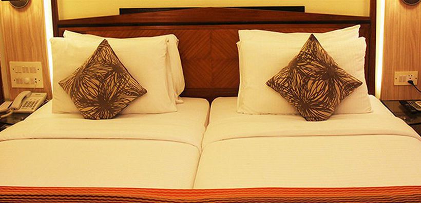 Hotel Hiltop Mumbai 6