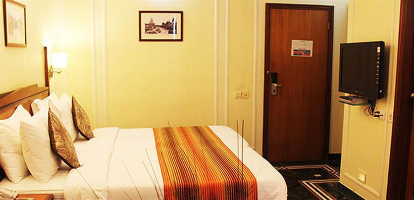 Hotel Hiltop Mumbai 9