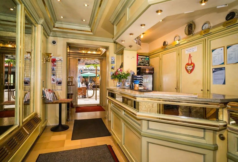 Smart Stay Hotel Station 5