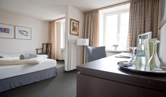 Hotel Schloss Berge 11