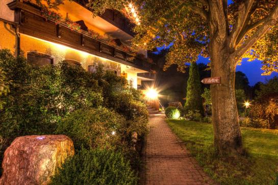 Hotel Zum Wiesengrund 8