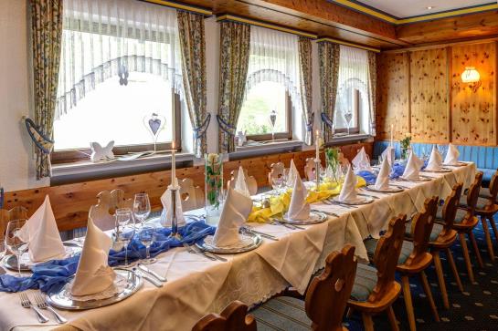 Hotel Zum Wiesengrund 9