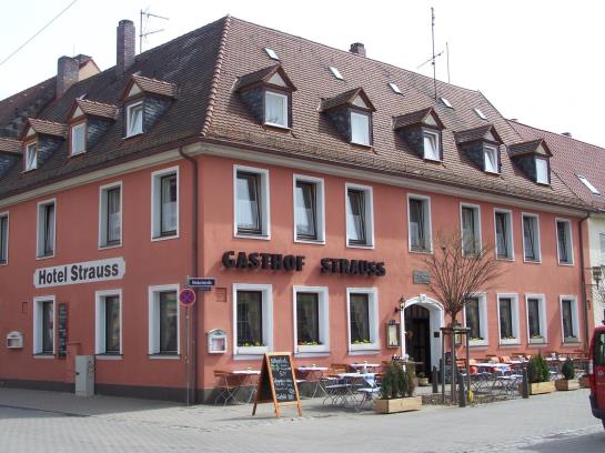 Pension Strauss Gasthof 3