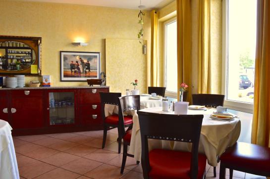 Hotel Weinhaus Hoff 9