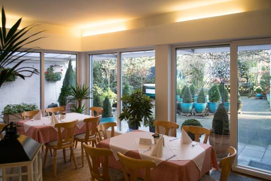 Hotel Zum Rebengarten 4