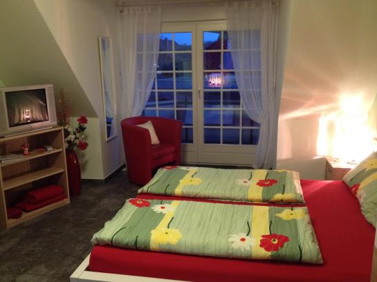 Bed & Breakfast Pension Blumen-villa 12