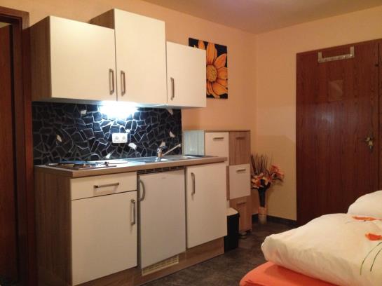 Bed & Breakfast Pension Blumen-villa 3