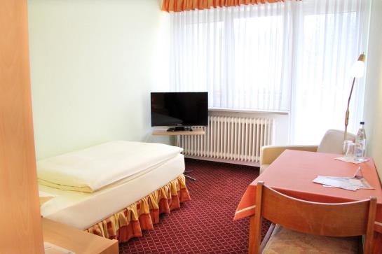 Hotel Goldener Schwan Garni 2