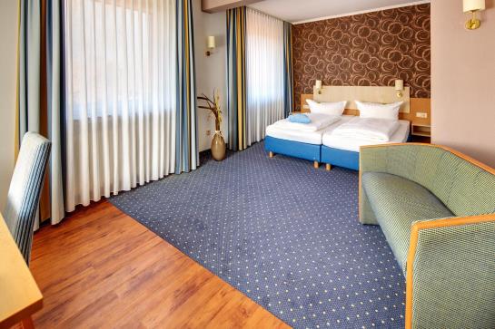 Hotel Am Stadtpark 4