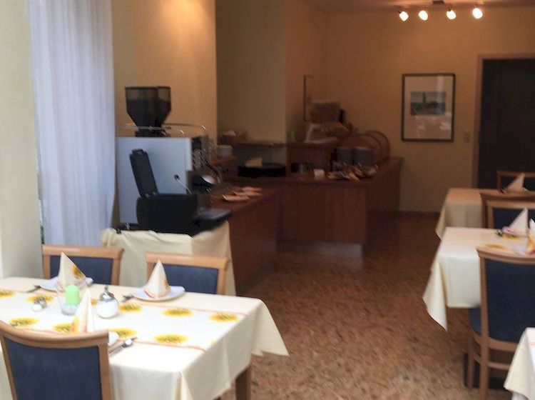 Hotel Airport Stetten 7