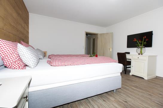 Alpinhotel INzeller 18