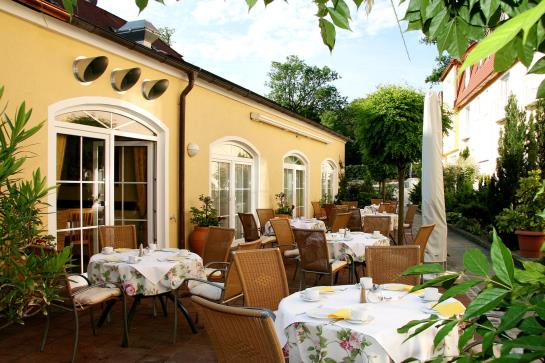 Hotel Am Schloßberg 3