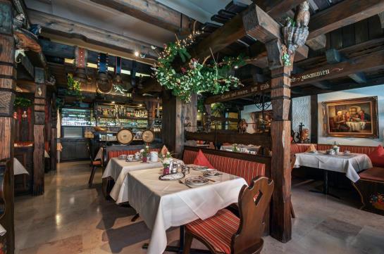 Hotel Zum Weißen Rössel 6