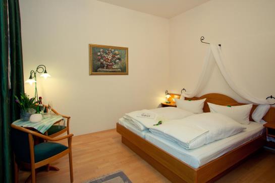 Pension Hoffmanns Gästehaus 4