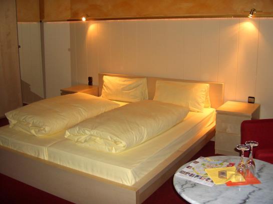 Hotel Cafe Fischer 4