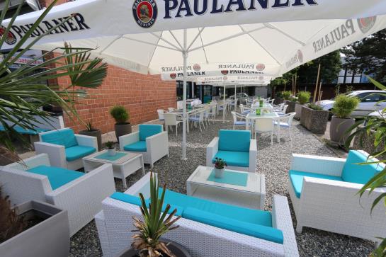 Aqua Hotel & Hostel 1