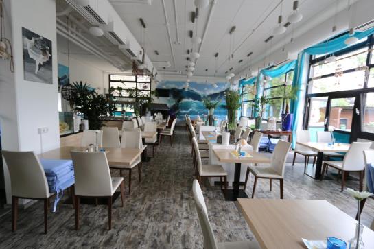 Aqua Hotel & Hostel 7