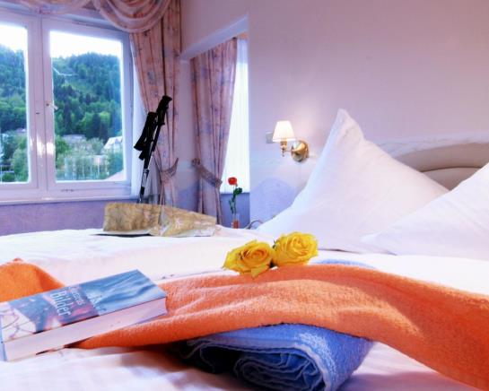 Hotel Weingärtner 12