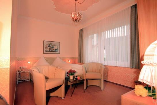 Hotel Weingärtner 19