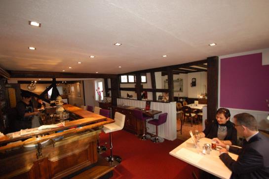 Hotel & Restaurant Decker 1