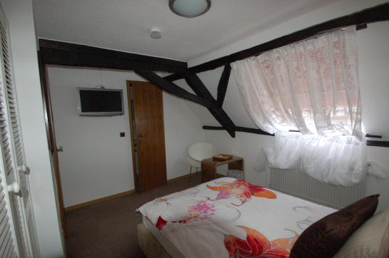 Hotel & Restaurant Decker 2