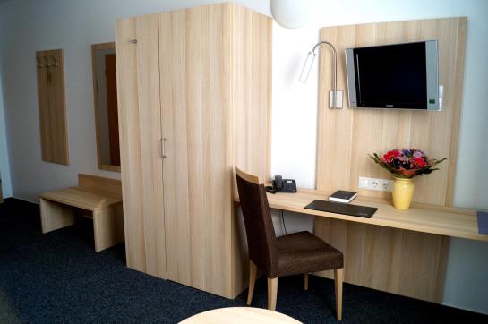 Hotel Am Vogelsanger Weg 3