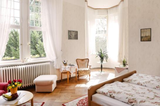 Hotel Kurvilla Am Park 18