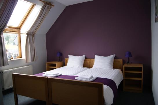 Hotel Am Knittenberg 11