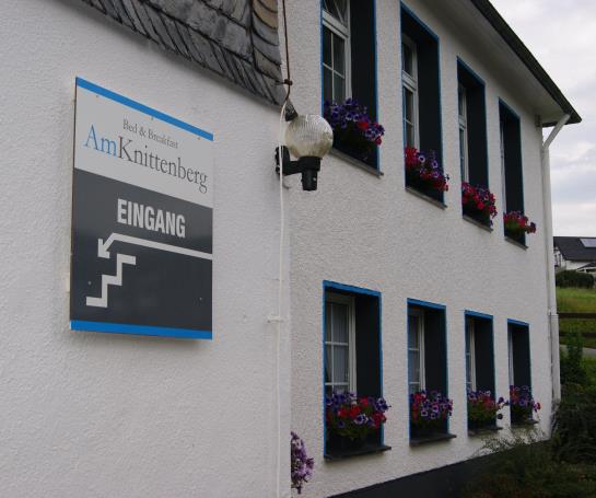 Hotel Am Knittenberg 8