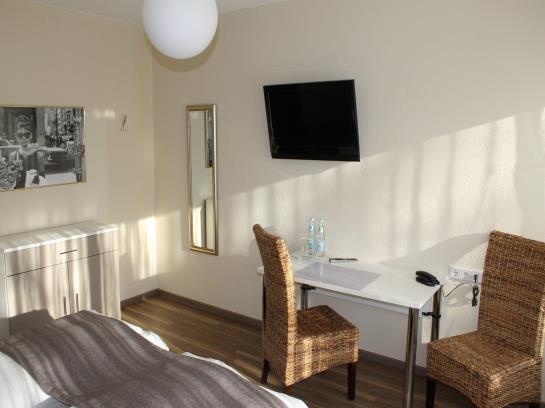 Hotel Bellevue Garni 19