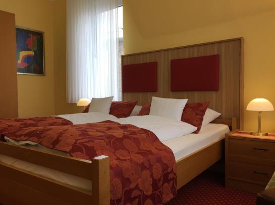 Bed & Breakfast Pension Villa Holstein 4