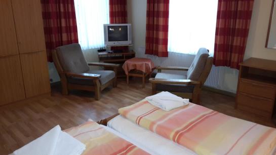 Pension Schoenecke Landgasthof 4