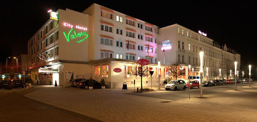 City Hotel Valois Baja Sajonia