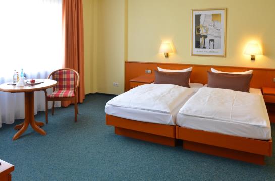 City Hotel Valois 14