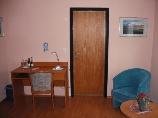 Hotel Zum Knurrhahn 12