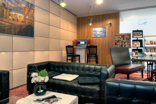 Motel City Arcaden Hotel 2