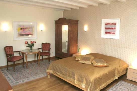 Pension Rhein River Guesthouse 2