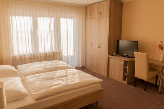 Hotel Haus Reuschenberg 7