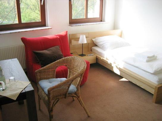 Bed & Breakfast Pension Am Helenenwall 4