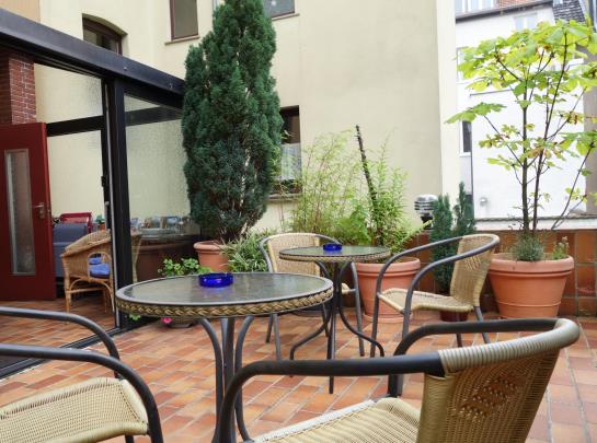 Bed & Breakfast Pension Am Helenenwall 6