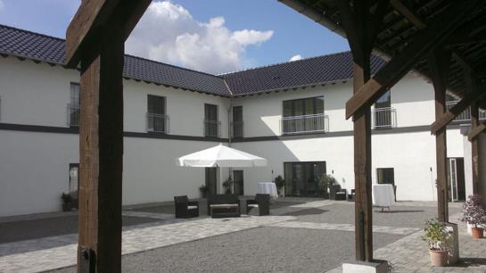 Hotel Gut Alte Burg 5