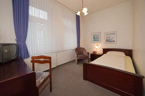 Astoria City Resort 11