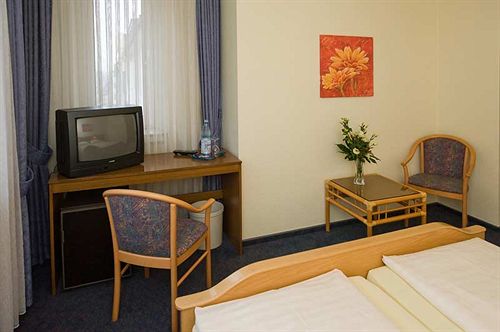 Astoria City Resort 12