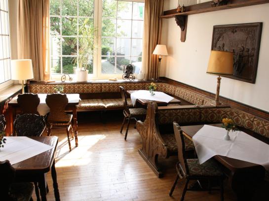 Hotel Diening Garni 8