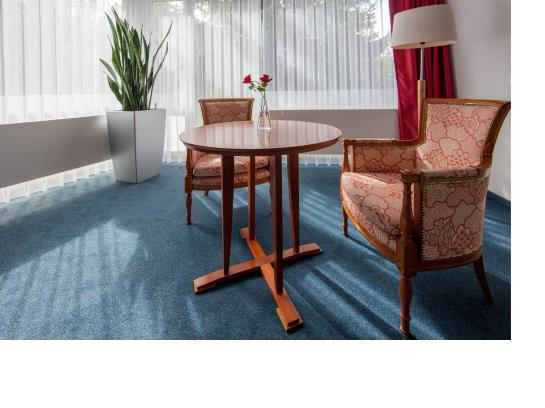 Hotel Auf Der Rötsch 4