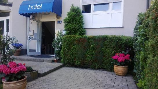 Hotel Am Schloßpark 9